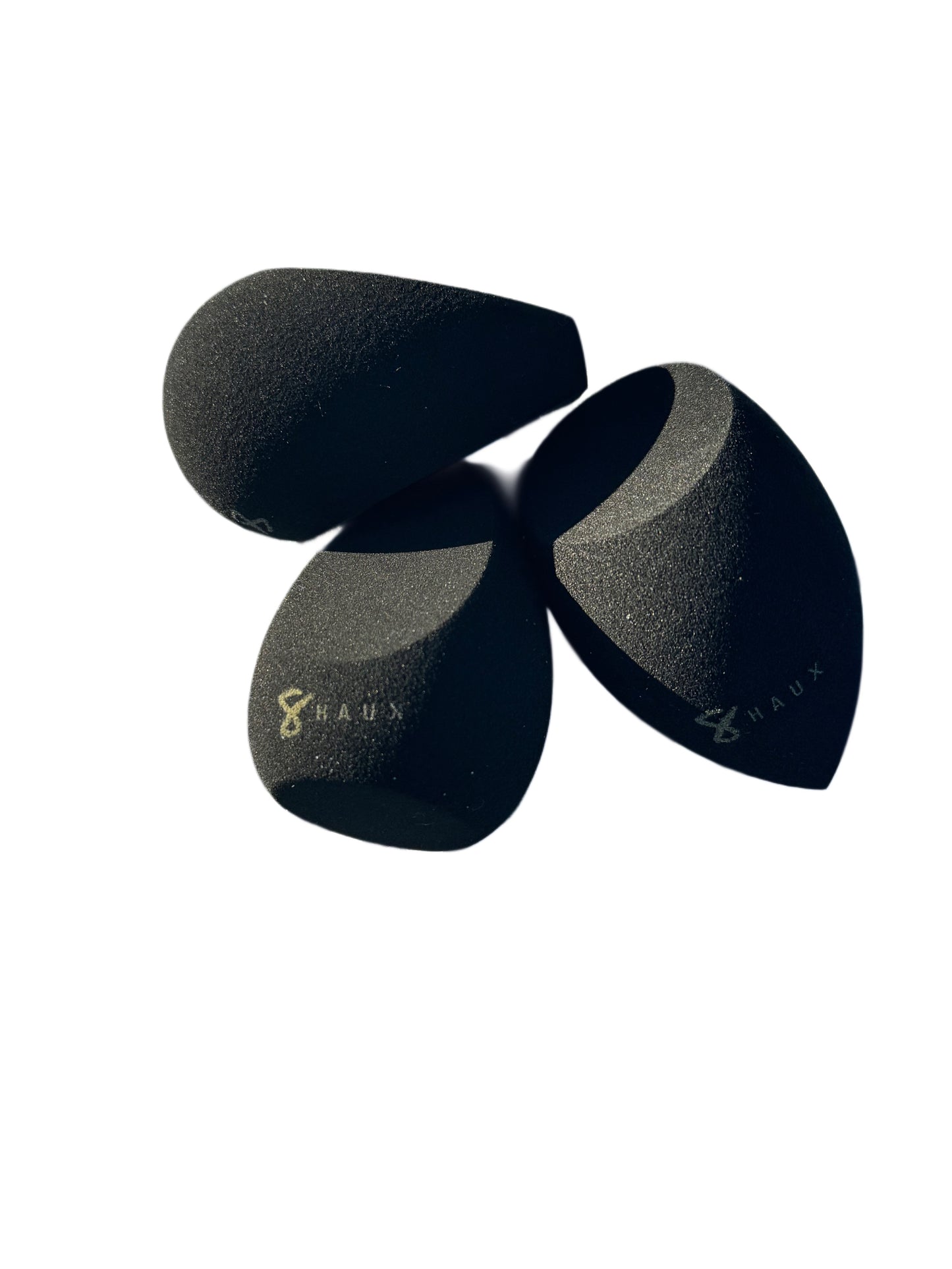 Double cut shape design. Face Beat Beauty Sponge